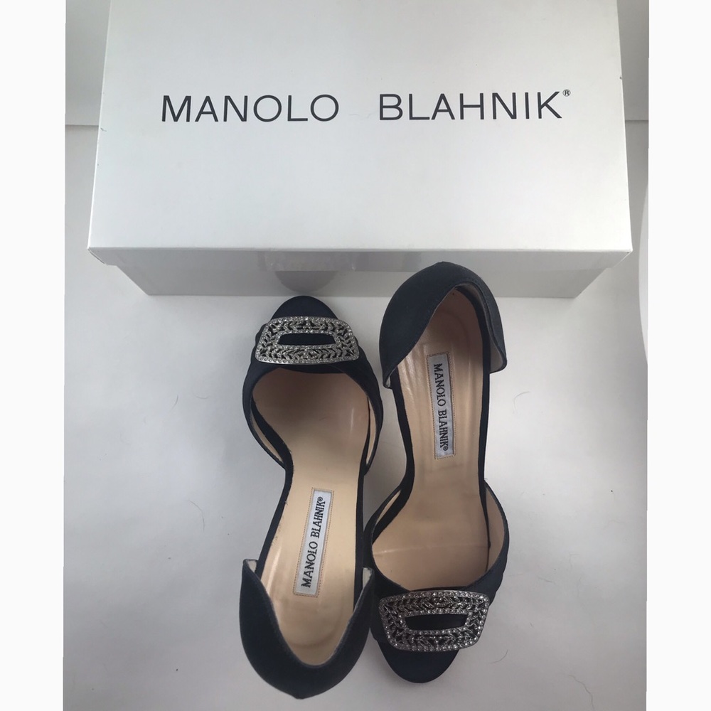 Manolo Blanhnik - C Sedaraby Satin Elick - Picture 8 of 8